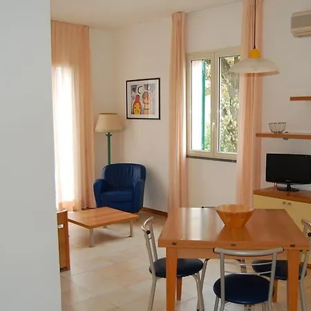 Aparthotel Riviera 3*