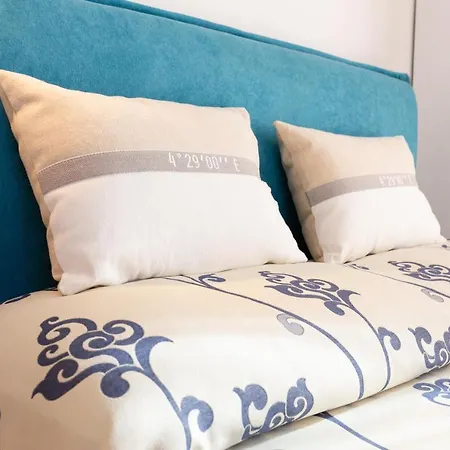 Ξενοδοχείο με διαμερίσματα Riviera 4*