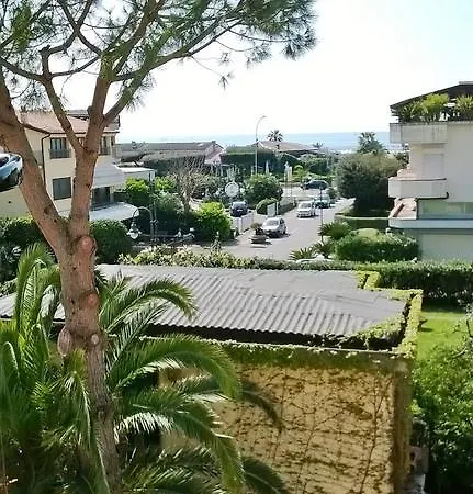 Ξενοδοχείο με διαμερίσματα Riviera Marina di Pietrasanta