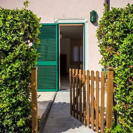 Riviera Aparthotel