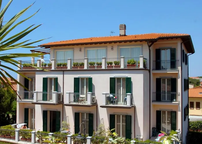 Riviera Aparthotel 4*